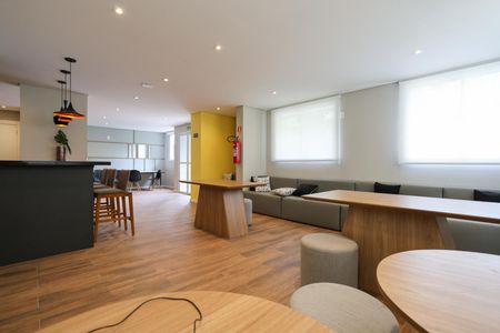 Apartamento à venda com 40m², 2 quartos e sem vaga Apartamento à venda com 40m², 2 quartos e sem vagaÁrea comum - Salão de festas