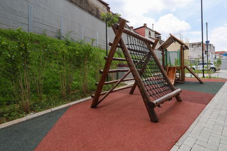 Apartamento à venda com 40m², 2 quartos e sem vaga Apartamento à venda com 40m², 2 quartos e sem vagaÁrea comum - Playground