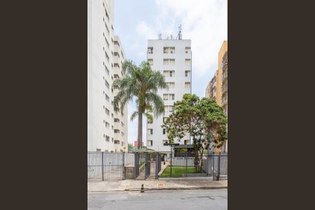 Apartamento para alugar com 65m², 2 quartos e 2 vagasFachada