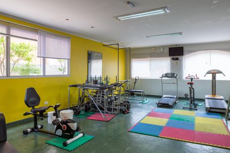 Apartamento para alugar com 65m², 2 quartos e 2 vagasÁrea comum - Academia