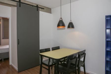 Apartamento para alugar com 65m², 2 quartos e 2 vagasSala