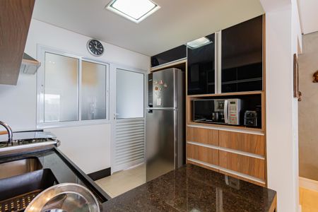 Apartamento para alugar com 96m², 2 quartos e 2 vagasCozinha