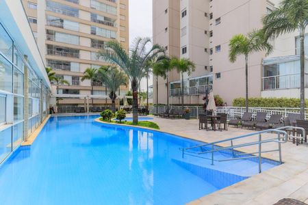 Apartamento para alugar com 96m², 2 quartos e 2 vagasÁrea comum - Piscina
