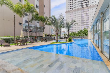 Apartamento para alugar com 96m², 2 quartos e 2 vagasÁrea comum - Piscina