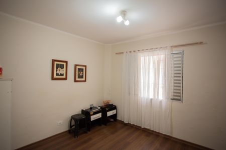 QUARTO 2 de apartamento à venda com 2 quartos, 85m² em Vila Vitorio Mazzei, São Paulo