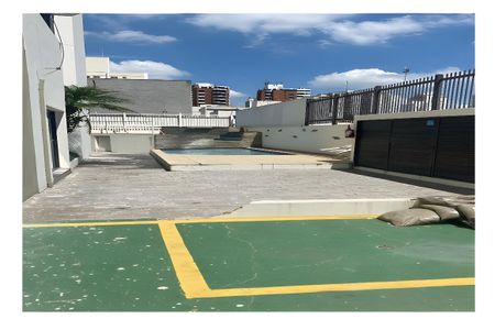 Apartamento para alugar com 3 quartos, 130m² em Jardim Santo Antonio, Poá