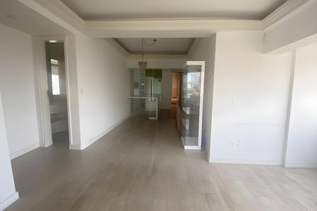 Apartamento para alugar com 3 quartos, 130m² em Jardim Santo Antonio, Poá