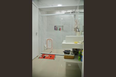 Casa à venda com 120m², 2 quartos e 3 vagasBanheiro 
