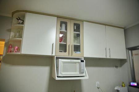 Casa à venda com 120m², 2 quartos e 3 vagasCozinha 