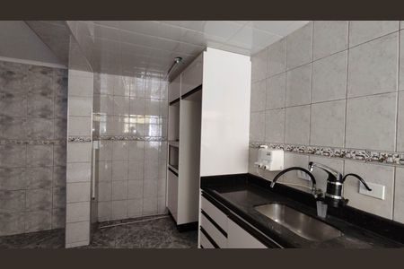 Casa para alugar com 750m², 2 quartos e 1 vaga Casa para alugar com 750m², 2 quartos e 1 vagaCozinha