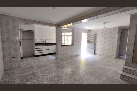 Casa para alugar com 750m², 2 quartos e 1 vaga Casa para alugar com 750m², 2 quartos e 1 vagaSala de estar e jantar