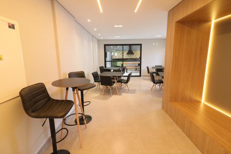 Apartamento para alugar com 38m², 2 quartos e 1 vagaÁrea comum - Salão de festas