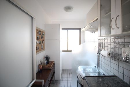 Apartamento à venda com 58m², 2 quartos e 2 vagasCozinha