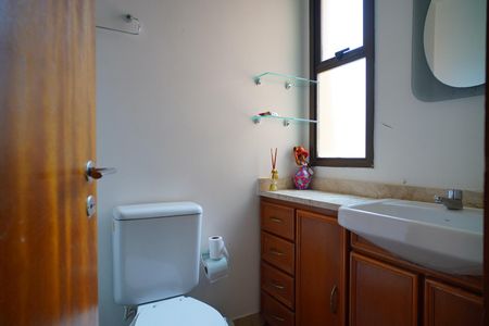 Apartamento à venda com 54m², 2 quartos e 2 vagasBanheiro 