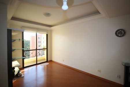 Apartamento à venda com 58m², 2 quartos e 2 vagasSala