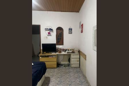 Casa para alugar com 120m², 2 quartos e 2 vagasQuarto