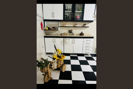 Casa para alugar com 120m², 2 quartos e 2 vagasCozinha