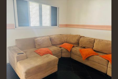 Sala de casa para alugar com 2 quartos, 120m² em Corte Oito, Duque de Caxias