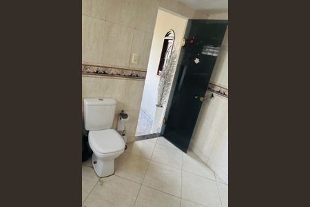 Casa para alugar com 120m², 2 quartos e 2 vagasBanheiro