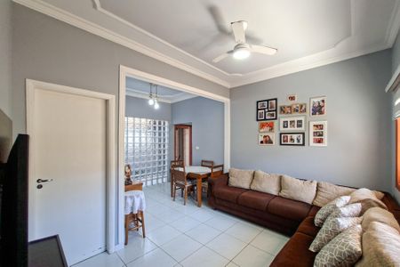 Casa de condomínio para alugar com 123m², 3 quartos e 2 vagasSala