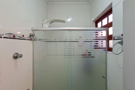 Casa de condomínio para alugar com 123m², 3 quartos e 2 vagasBanheiro da Suíte