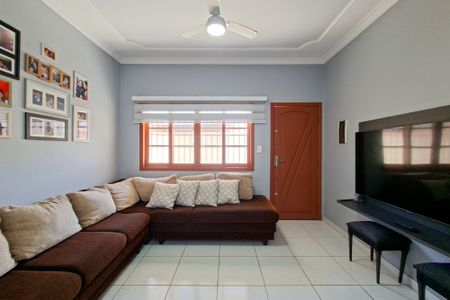 Casa de condomínio para alugar com 123m², 3 quartos e 2 vagasSala