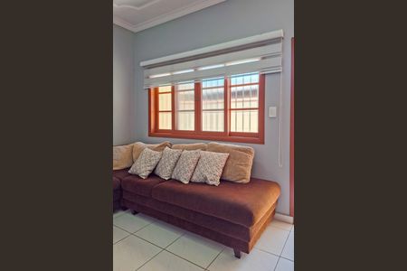 Casa de condomínio para alugar com 123m², 3 quartos e 2 vagasSala