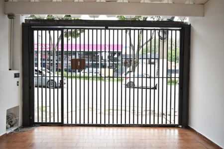 Casa à venda com 100m², 3 quartos e 2 vagasGaragem