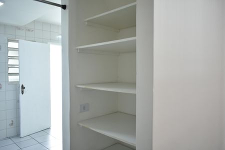 Casa à venda com 100m², 3 quartos e 2 vagasDespensa