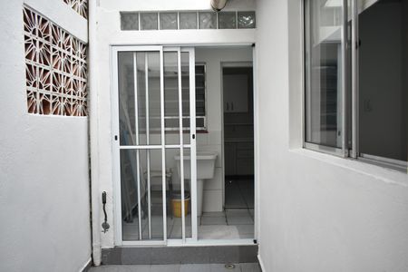 Casa à venda com 100m², 3 quartos e 2 vagasQuintal
