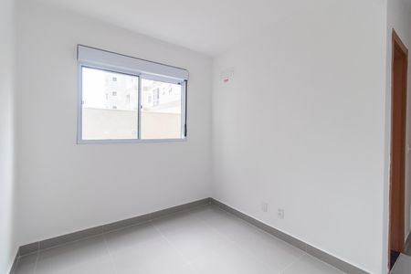 Quarto 2 de apartamento para alugar com 2 quartos, 75m² em Camaquã, Porto Alegre