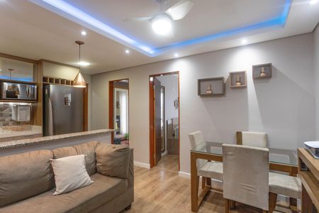 Sala  de apartamento à venda com 2 quartos, 58m² em Piraporinha, Diadema