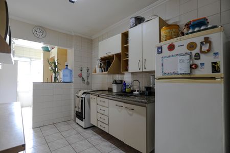 Apartamento para alugar com 75m², 2 quartos e 1 vagaCozinha