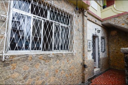 Casa para alugar com 83m², 2 quartos e sem vagaFachada