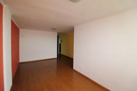 Sala de apartamento para alugar com 3 quartos, 90m² em Vila Diva, São Paulo