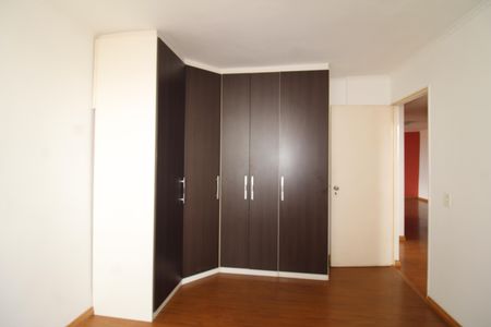 Apartamento para alugar com 90m², 3 quartos e 2 vagasQuarto 2