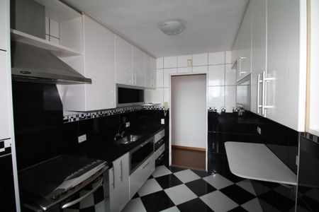 Apartamento para alugar com 90m², 3 quartos e 2 vagasCozinha / Área de Serviço