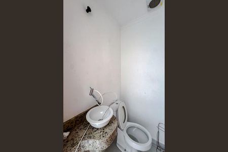 Casa à venda com 215m², 3 quartos e 6 vagasLavabo