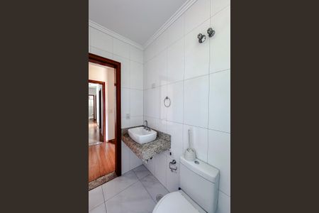 Casa à venda com 215m², 3 quartos e 6 vagasBanheiro da Suíte