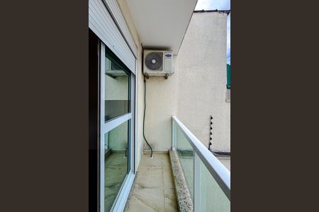 Casa à venda com 215m², 3 quartos e 6 vagasVaranda da Suíte