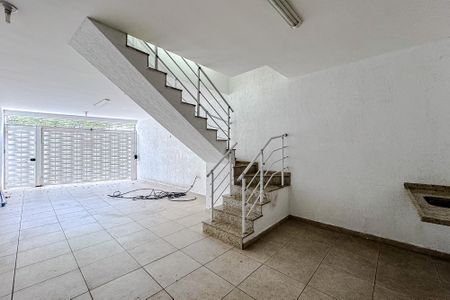 Casa à venda com 215m², 3 quartos e 6 vagasGaragem