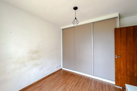 Casa à venda com 215m², 3 quartos e 6 vagasQuarto 3