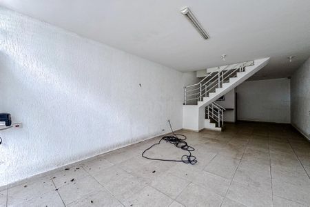 Casa à venda com 215m², 3 quartos e 6 vagasGaragem