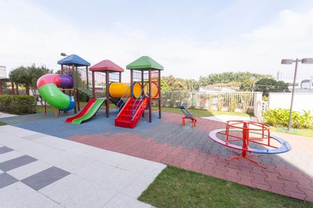 Apartamento à venda com 132m², 4 quartos e 2 vagasÁrea comum - Playground