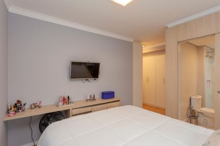 Apartamento à venda com 132m², 4 quartos e 2 vagasQuarto Suíte