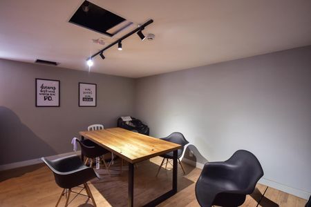 Apartamento para alugar com 31m², 2 quartos e sem vagaSala de Reunião