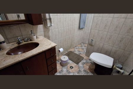 Casa à venda com 256m², 3 quartos e 2 vagasBanheiro Social 