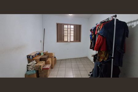 Casa à venda com 256m², 3 quartos e 2 vagasQuarto 2