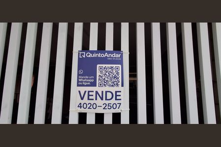 Casa à venda com 256m², 3 quartos e 2 vagasPlaquinha 