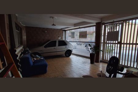 Casa à venda com 256m², 3 quartos e 2 vagasGaragem 